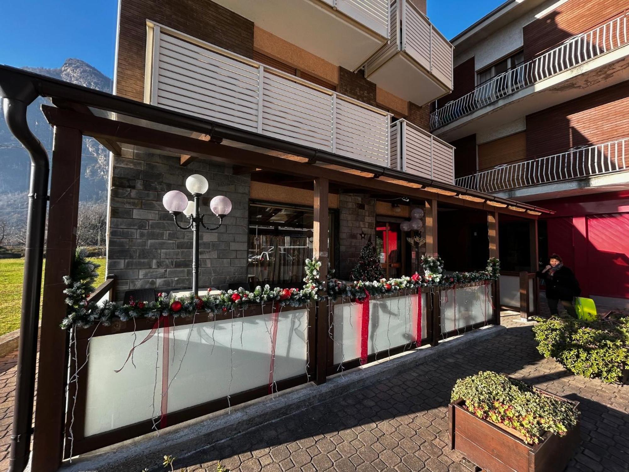 Albergo Carla Pont-Saint-Martin Kültér fotó